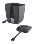 Schwarzer Tastaturablage mit mit Kabelmanagement fuer flexible Arbeitsbereiche